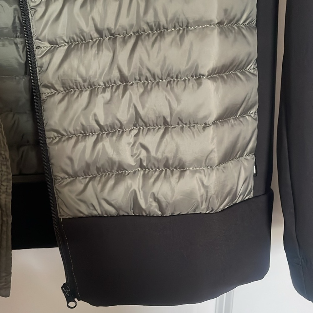 Down filled jacket - Picture 3 of 4
